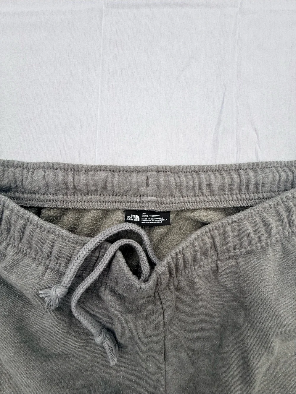 #82 The North Face Men's Charcoal Gray Sweatpants - Casual Joggers- size(L)